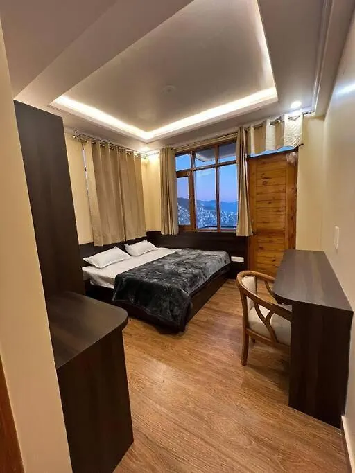 Superb Luxury Three Bed Apartment Shimla