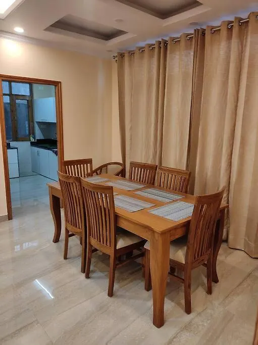Superb Luxury Three Bed Apartment Shimla
