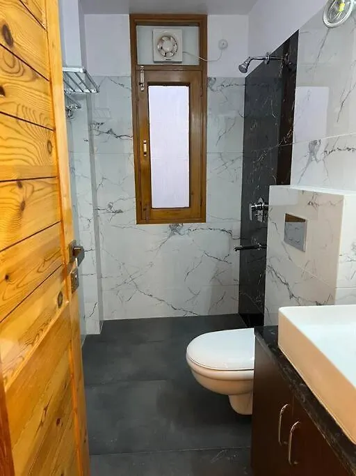 Superb Luxury Three Bed Apartment Shimla 0*,  India